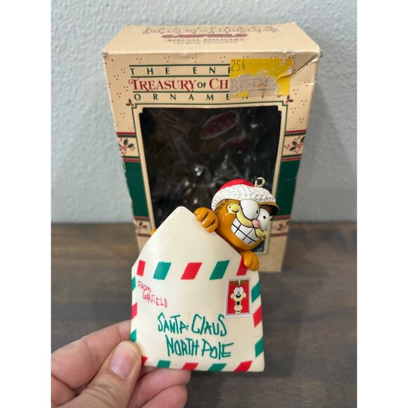 Vintage Enesco Garfield Christmas Ornament Special Delivery With Box - Picture 1 of 5